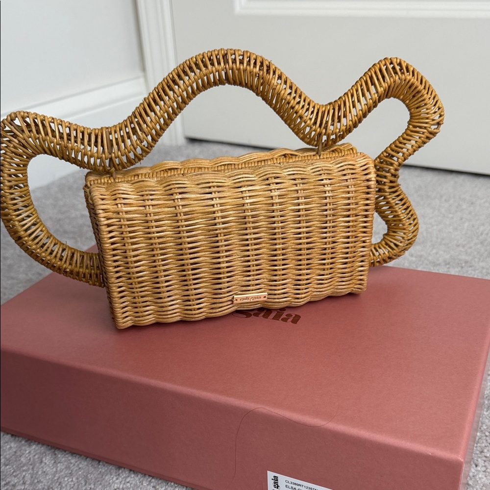 NWT Cult Gaia elsa clutch